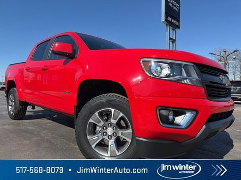 Used 2017 Chevrolet Colorado Z71 image 2