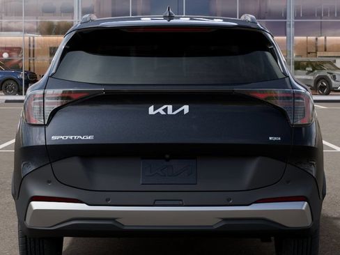 New 2026 Kia Sportage EX AWD/4WD image 13