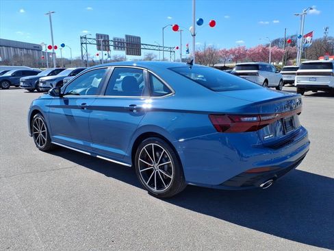 Used 2026 Volkswagen Jetta GLI Autobahn image 3