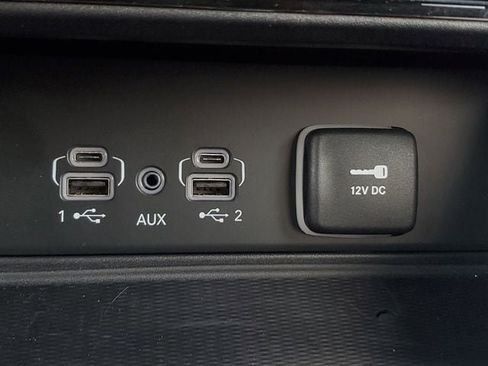 Certified 2025 Jeep Grand Cherokee Altitude RWD image 30