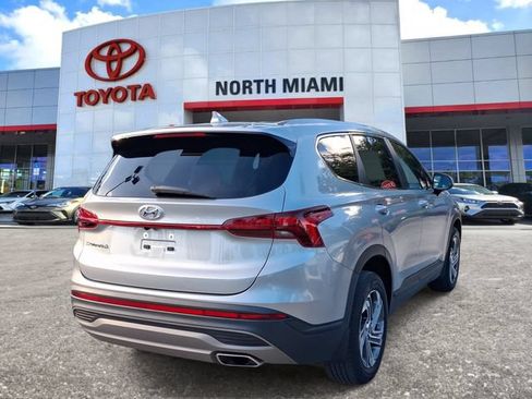 Used 2023 Hyundai Santa Fe SE FWD image 4