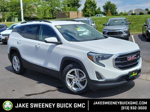 Used 2018 GMC Terrain SLE w/ Driver Convenience Package AWD/4WD image 1