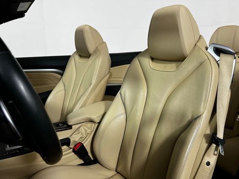 Used 2019 BMW 430i Convertible w/ M Sport Package image 16