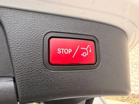 Used 2019 Mercedes-Benz GLA 250 4MATIC image 16