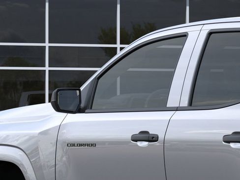 New 2026 Chevrolet Colorado W/T image 12