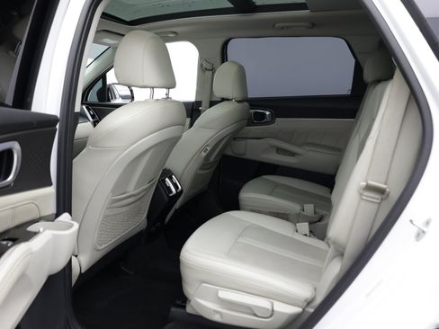 Used 2022 Kia Sorento SX AWD/4WD image 30