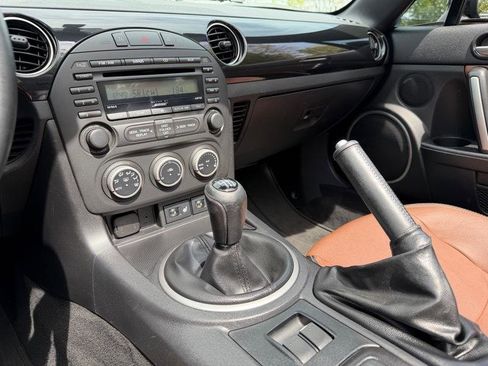 Used 2014 MAZDA MX-5 Miata Grand Touring w/ Premium Package image 29