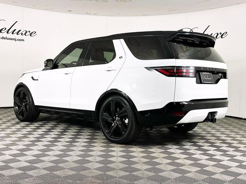 Used 2023 Land Rover Discovery HSE R-Dynamic AWD/4WD image 4
