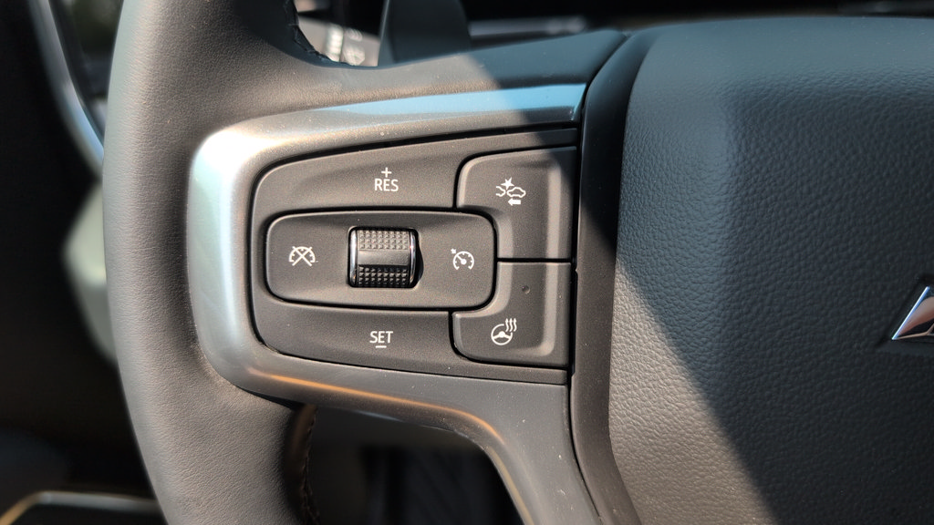Used 2026 Chevrolet Silverado 1500 LT Trail Boss w/ Convenience Package II AWD/4WD image 15