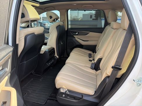 Used 2022 Acura MDX SH-AWD w/ Advance Package image 19