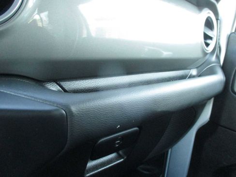 Used 2023 Jeep Gladiator Overland image 12