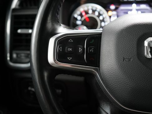 Used 2023 RAM 1500 Laramie AWD/4WD image 16