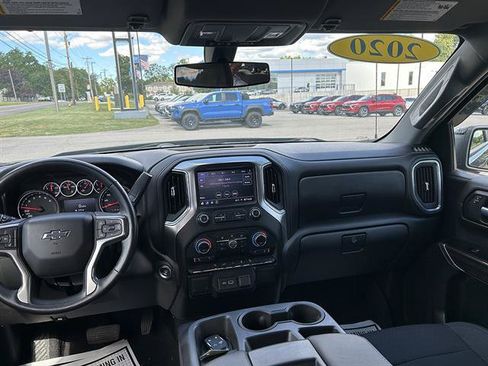 Used 2020 Chevrolet Silverado 1500 LT Trail Boss w/ Convenience Package AWD/4WD image 33