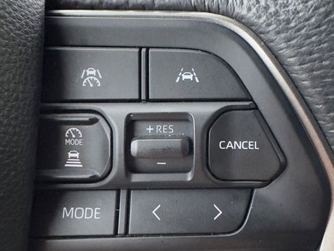 Used 2024 Toyota Tacoma TRD Off-Road image 21