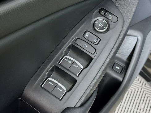 Certified 2018 Honda Accord EX image 17