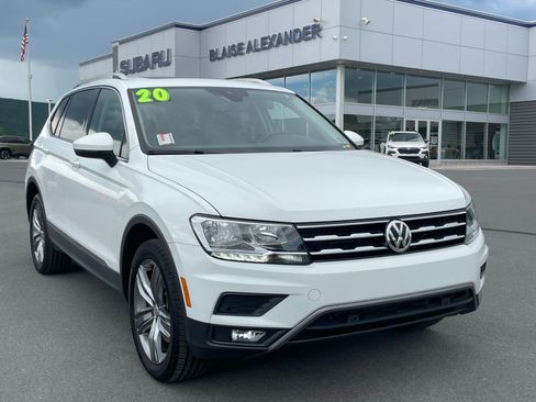 Used 2020 Volkswagen Tiguan SEL AWD/4WD image 1