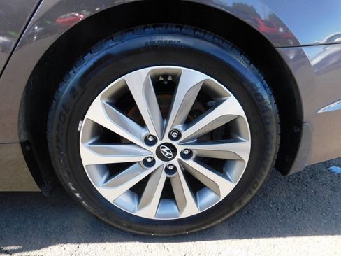 Used 2015 Hyundai Sonata Sport w/ Option Group 03 FWD image 26