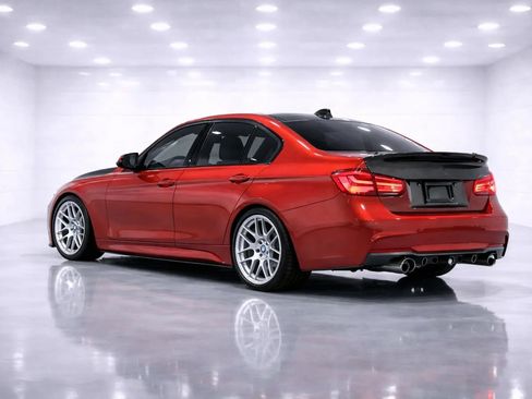 Used 2018 BMW 340i Sedan RWD image 3