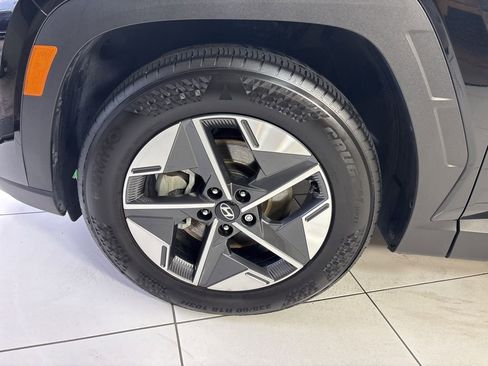 New 2025 Hyundai Tucson SEL FWD image 3