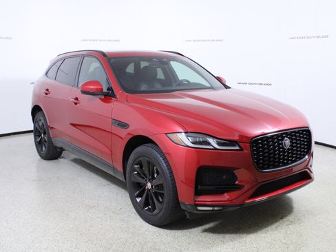 Used 2023 Jaguar F-PACE S image 3