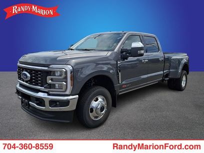 New 2026 Ford F350 Lariat w/ Lariat Ultimate Package