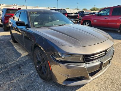 Used 2022 Dodge Charger SXT w/ Blacktop Package