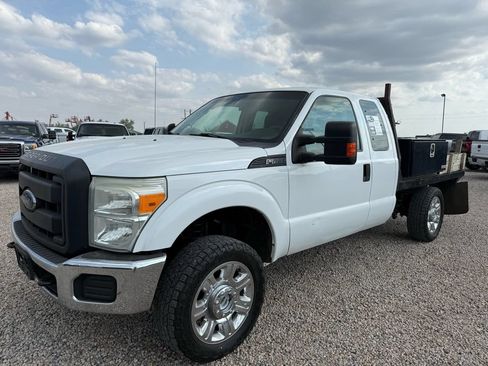 Used 2013 Ford F250 XL w/ PWR Equipment Group AWD/4WD image 4