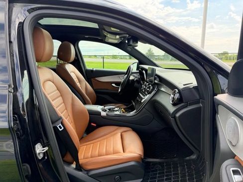 Used 2019 Mercedes-Benz GLC 43 AMG 4MATIC image 10