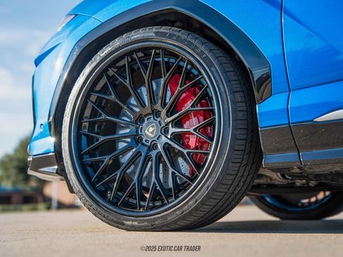 Used 2019 Lamborghini Urus image 78