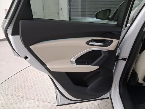 Certified 2025 Audi Q5 Premium w/ Convenience Package image 27