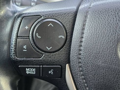 Used 2016 Toyota RAV4 XLE FWD image 14