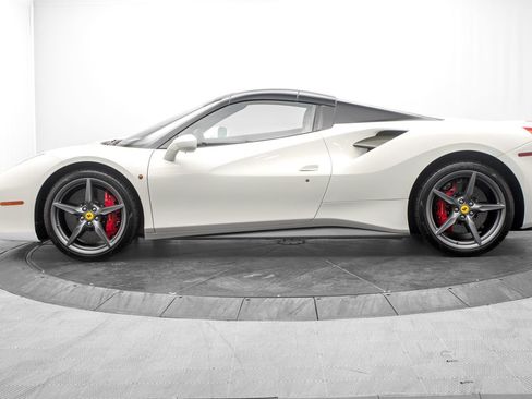 Used 2018 Ferrari 488 Spider RWD image 13