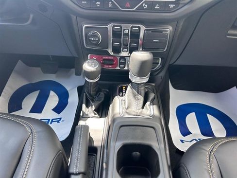 New 2025 Jeep Wrangler Unlimited Rubicon 392 image 13