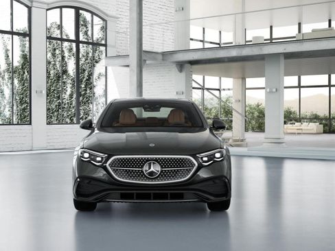 New 2026 Mercedes-Benz E 450 4MATIC Sedan image 7
