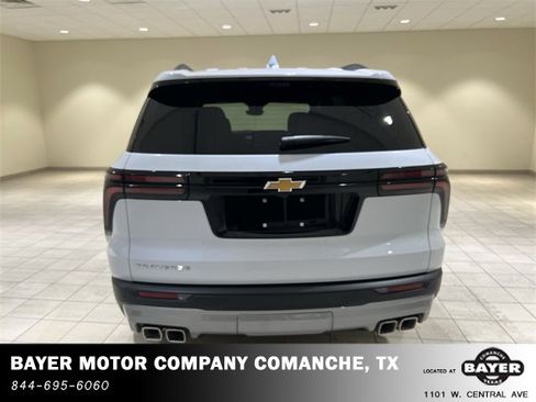 New 2026 Chevrolet Traverse LT w/ Driver Confidence Package image 4