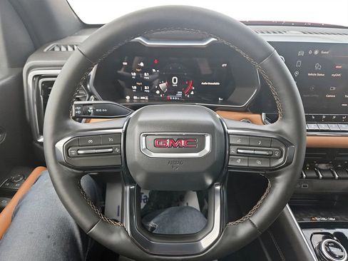 New 2026 GMC Canyon AT4 w/ AT4 Premium Package AWD/4WD image 14