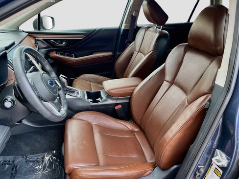 Used 2025 Subaru Outback Touring XT AWD/4WD image 22