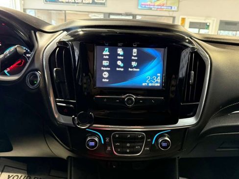 Used 2018 Chevrolet Traverse LS image 16