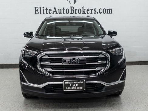 Used 2020 GMC Terrain SLT w/ Preferred Package image 3