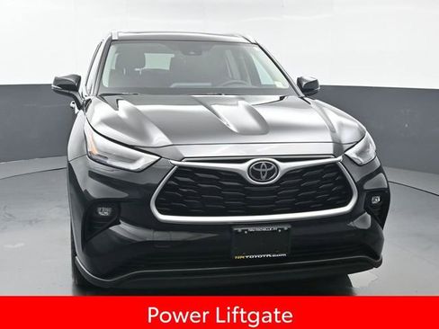 Certified 2026 Toyota Highlander XLE w/ Protection Package #3 (TMS) AWD/4WD image 10