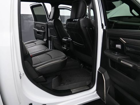 Used 2022 RAM 3500 Limited w/ Max Tow Package image 11