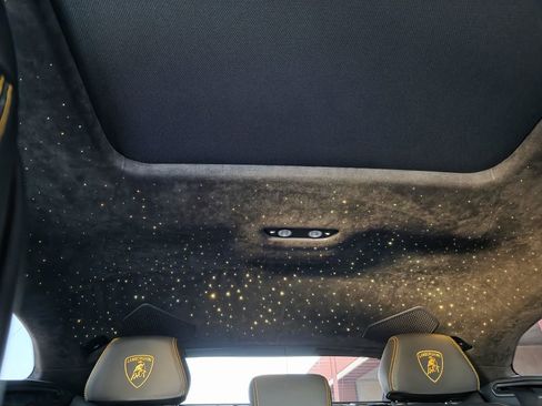 Used 2019 Lamborghini Urus image 31