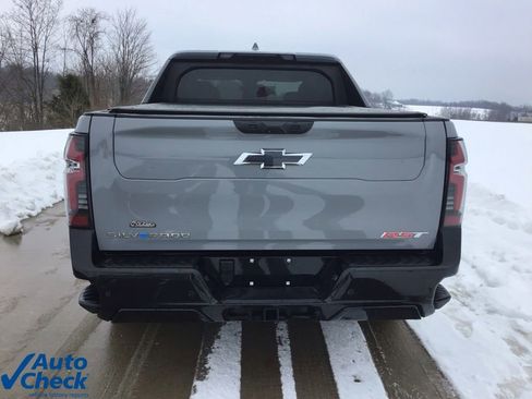 Used 2025 Chevrolet Silverado EV RST image 5