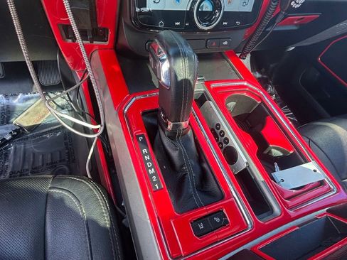 Used 2015 Ford F150 Lariat w/ Equipment Group 502A Luxury image 14