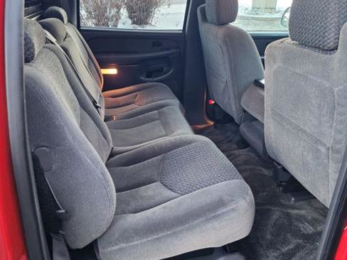 Used 2003 Chevrolet Avalanche 4x4 w/ Suspension Package, Off-Road image 18