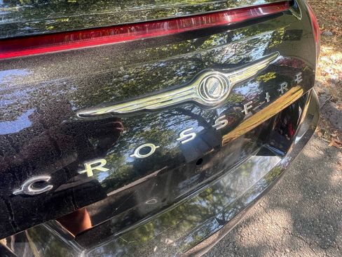 Used 2005 Chrysler Crossfire Convertible RWD image 16
