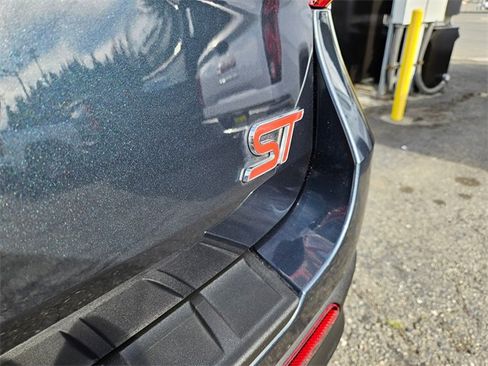 Used 2023 Ford Explorer ST w/ Equipment Group 401A image 9