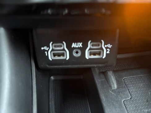 Certified 2023 Dodge Durango R/T image 29