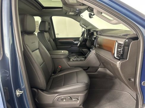 Used 2025 GMC Sierra 2500 Denali w/ Denali Reserve Package image 15