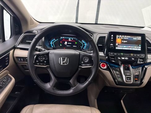 Used 2024 Honda Odyssey Elite image 26